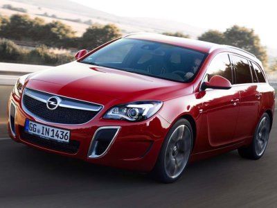 Opel обновил Insignia OPC Sports Tourer
